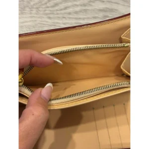 Alternative view of Lv Murkami black with multi color LVs