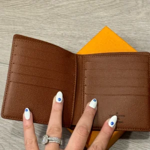 Alternative view of Louis Vuitton Men’s wallet