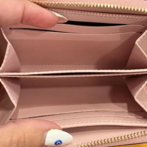 Louis Vuitton Vernis Valentine Zippy Coin Purse Light Pink Neon limited edition.