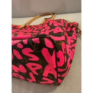 Alternative view of Louis Vuitton Monogram Graffiti Neverfull GM Fuchsia Ladies Tote Bag pink