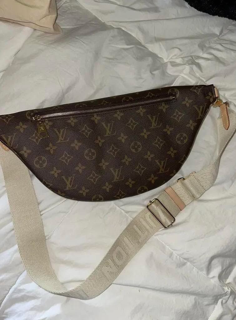 NEW Authentic Louis Vuitton High Rise bumbag - Image 6