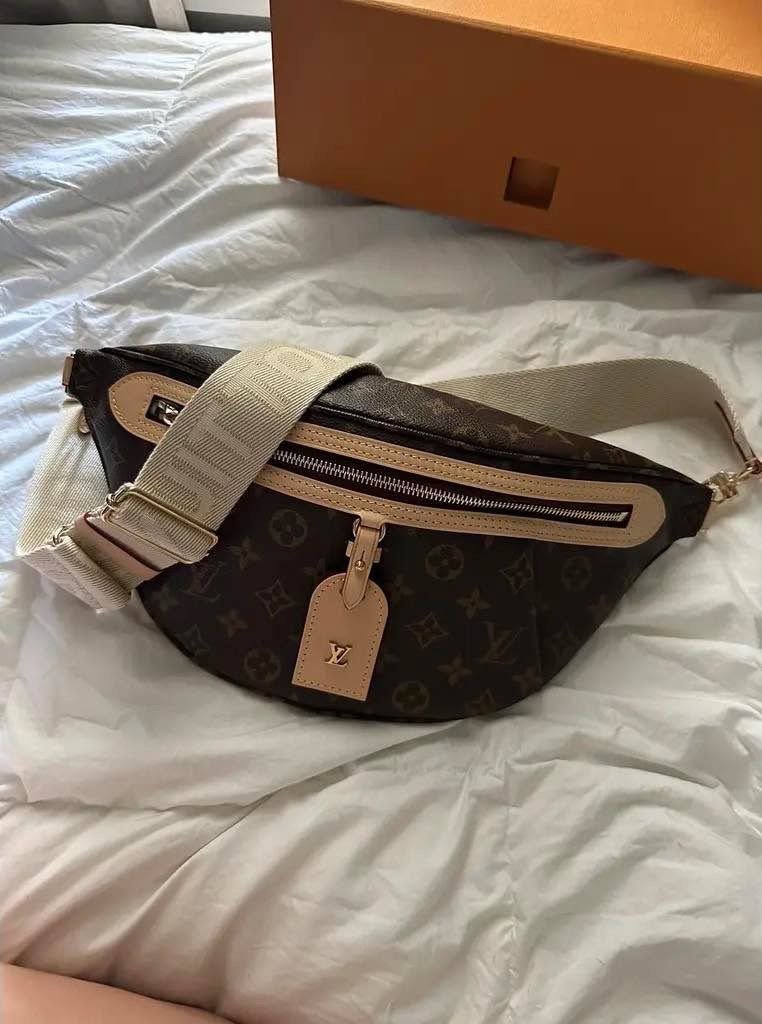 NEW Authentic Louis Vuitton High Rise bumbag - Image 3