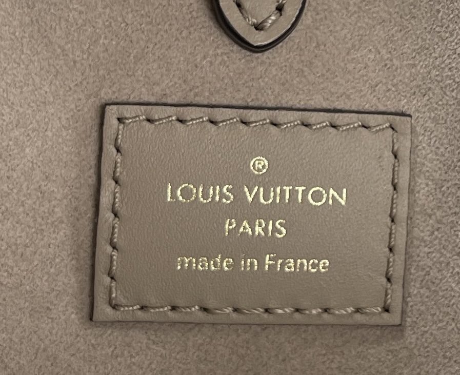 Louis Vuitton OnTheGo MM Monogram Empreinte Turtledove Cream - Image 7