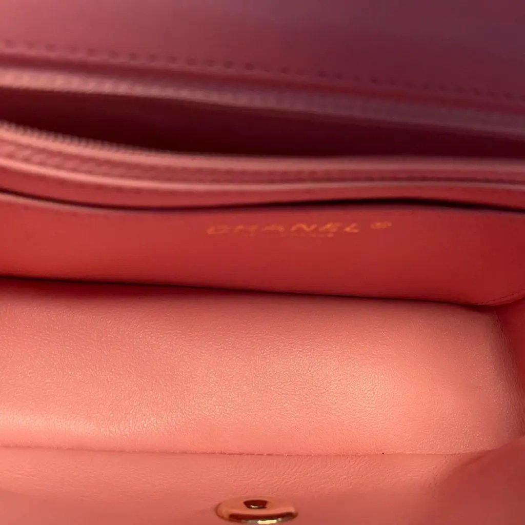 Chanel T Timeless/classique tweed handbag - Image 11