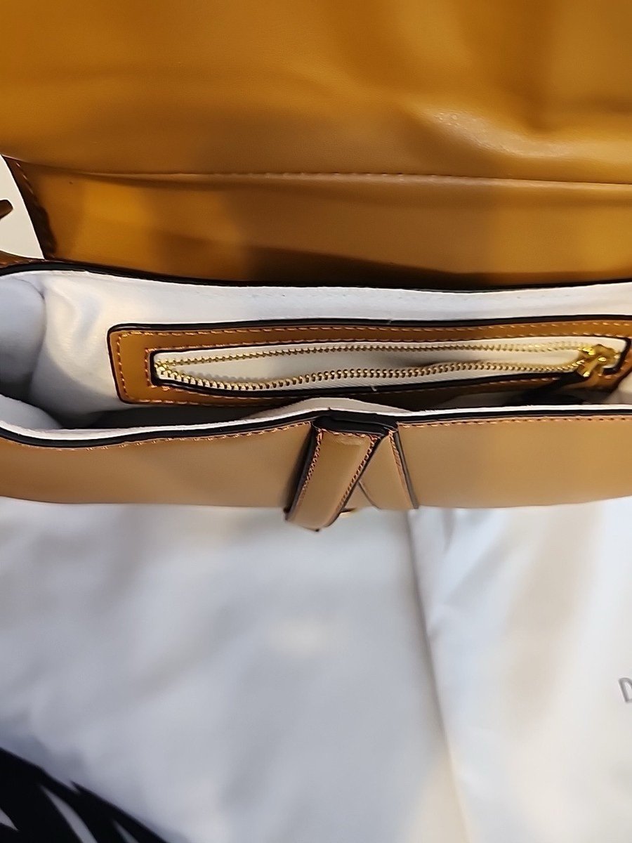 Christian Dior Medium Saddle Bag with purse strap and riding strap. - Image 11