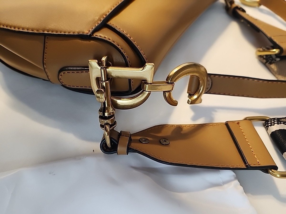Christian Dior Medium Saddle Bag with purse strap and riding strap. - Image 16