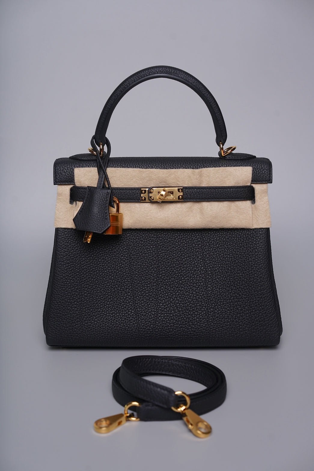 Hermes Kelly 25 in Noir Togo Phw (Brand New) - Image 12