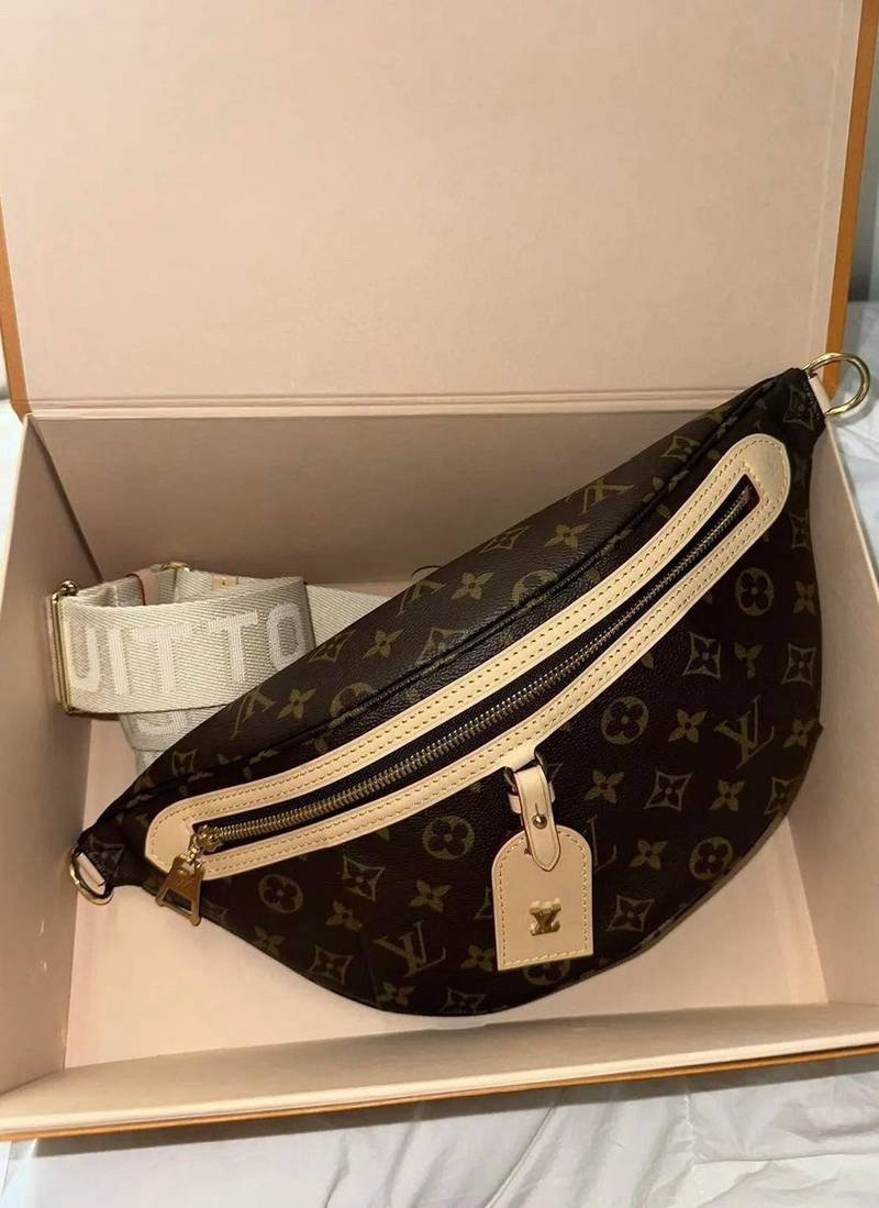 NEW Authentic Louis Vuitton High Rise bumbag - Image 8