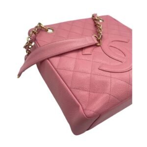 Chanel Petite Shopping Tote leather handbag
Very good condition
Pink, Leather - Image 10