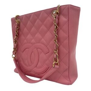 Chanel Petite Shopping Tote leather handbag
Very good condition
Pink, Leather - Image 18