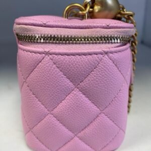 Authentic CHANEL Bubblegum Pink Sweet Heart Vanity Case with Chain Strap 23P - Image 18