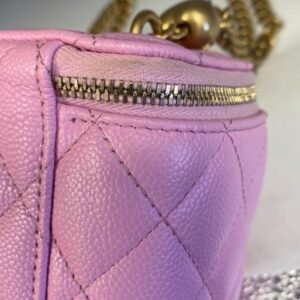Authentic CHANEL Bubblegum Pink Sweet Heart Vanity Case with Chain Strap 23P - Image 17