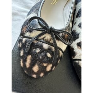 Chanel Leather ballet flats Never worn, with tag - Image 4