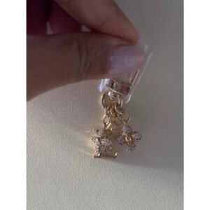 Louis Vuitton
Twist bag charm
Never worn, with tag
Gold, Metal - Image 3