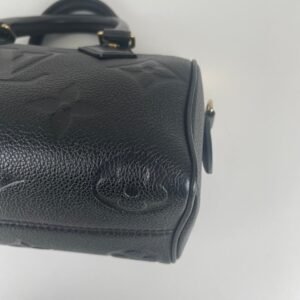 Louis Vuitton Speedy 20 bag in black embossed leather - Image 11