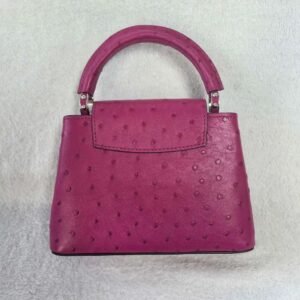 Louis Vuitton
Capucines ostrich handbag
Never worn - Image 11