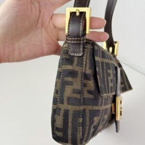 Fendi Vintage Gold Zucca Baguette Shoulder Bag - Image 3