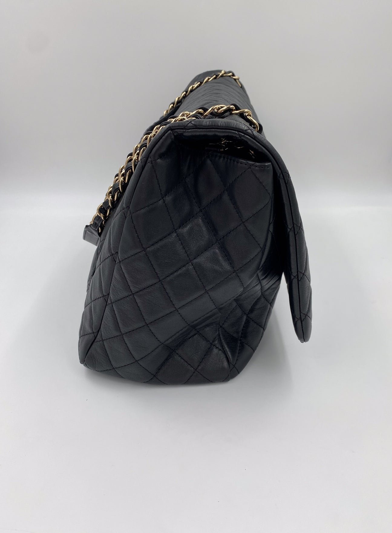 Chanel Quilted XXL Travel Flap Bag - Image 5