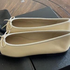 size 36EU NIB CHANEL Beige Lambskin Cap Toe Ballerina Flats w/ receipt - Image 3