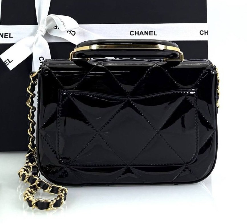 Metallic Mirror Calfskin Top Handle Clutch With Chain Black - Image 3