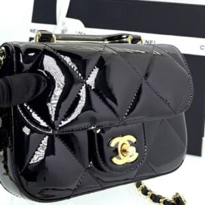 Metallic Mirror Calfskin Top Handle Clutch With Chain Black - Image 4