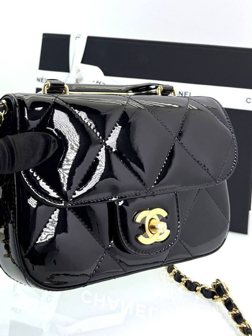 Metallic Mirror Calfskin Top Handle Clutch With Chain Black - Image 11