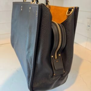 Coach Rogue 39 - Image 6