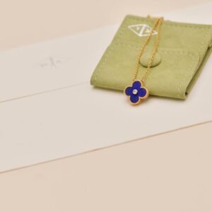 Van Cleef & Arpels 2010 Holiday Pendant Lapis Lazuli Diamond 18K Yellow Gold - Image 9