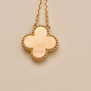 Van Cleef & Arpels Alhambra 2012 Holiday Pendant Necklace Letterwood - Image 11