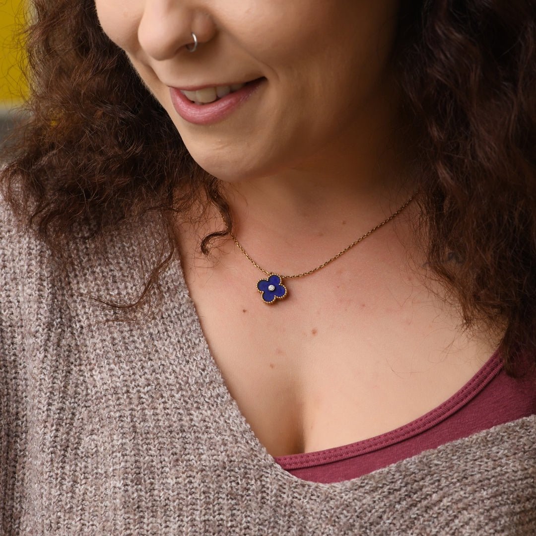 Van Cleef & Arpels 2010 Holiday Pendant Lapis Lazuli Diamond 18K Yellow Gold - Image 3